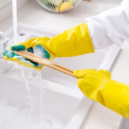 Cleaning gloves, dishcloths, kitchen sponges, scouring pads